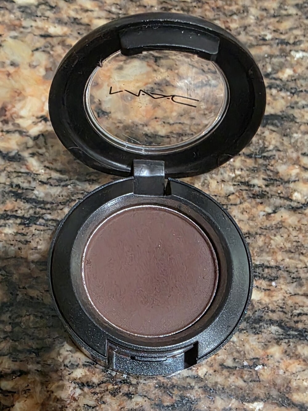 MAC, Embark Eye Shadow